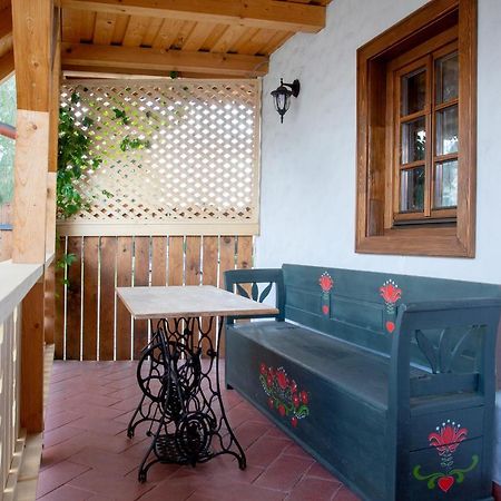 Pepi Vendeghaz - Casa De Oaspeti Pepi Joseni  Zewnętrze zdjęcie