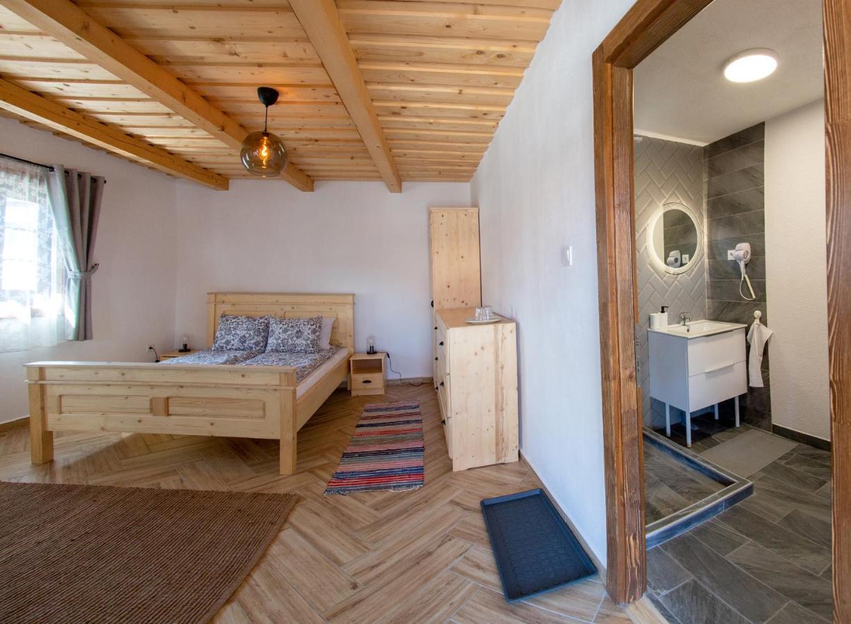 Pepi Vendeghaz - Casa De Oaspeti Pepi Joseni  Zewnętrze zdjęcie