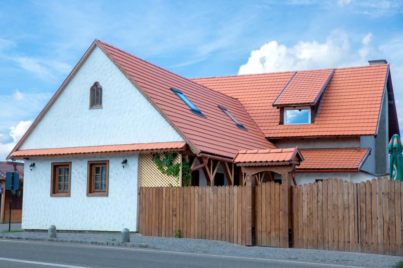 Pepi Vendeghaz - Casa De Oaspeti Pepi Joseni  Zewnętrze zdjęcie