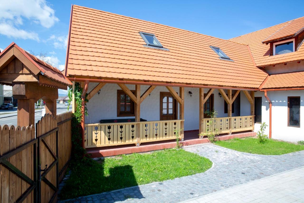 Pepi Vendeghaz - Casa De Oaspeti Pepi Joseni  Zewnętrze zdjęcie